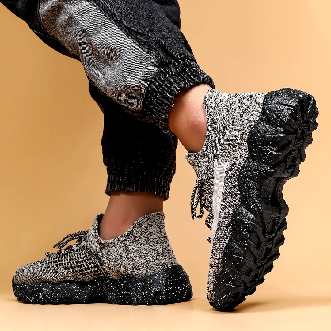 Eliot Adaptive Shoe