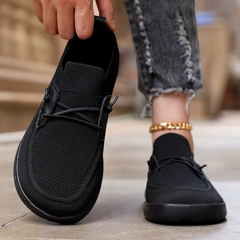 Aira Mesh Sneaker