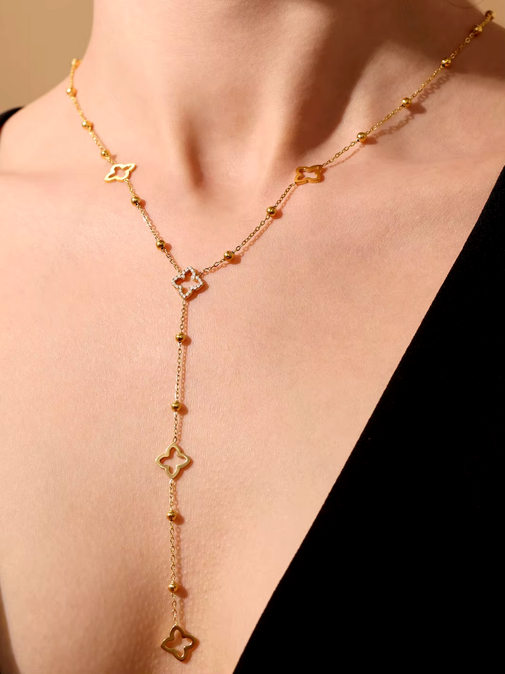 Ava Clover Necklace