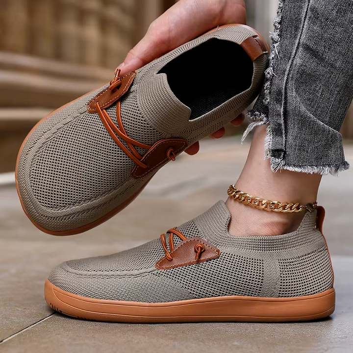 Aira Mesh Sneaker