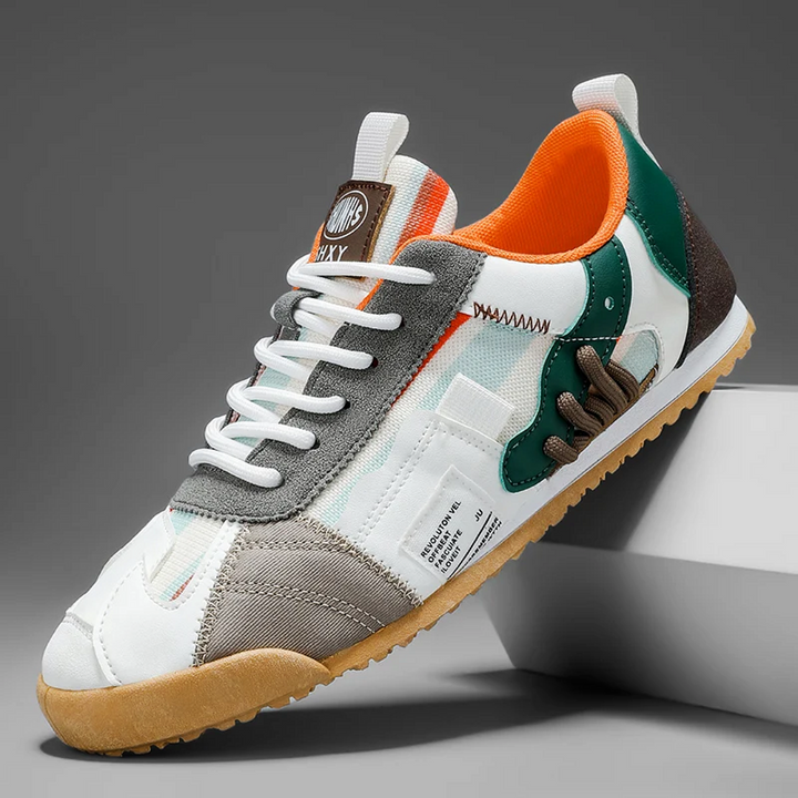 Brooks Sneaker