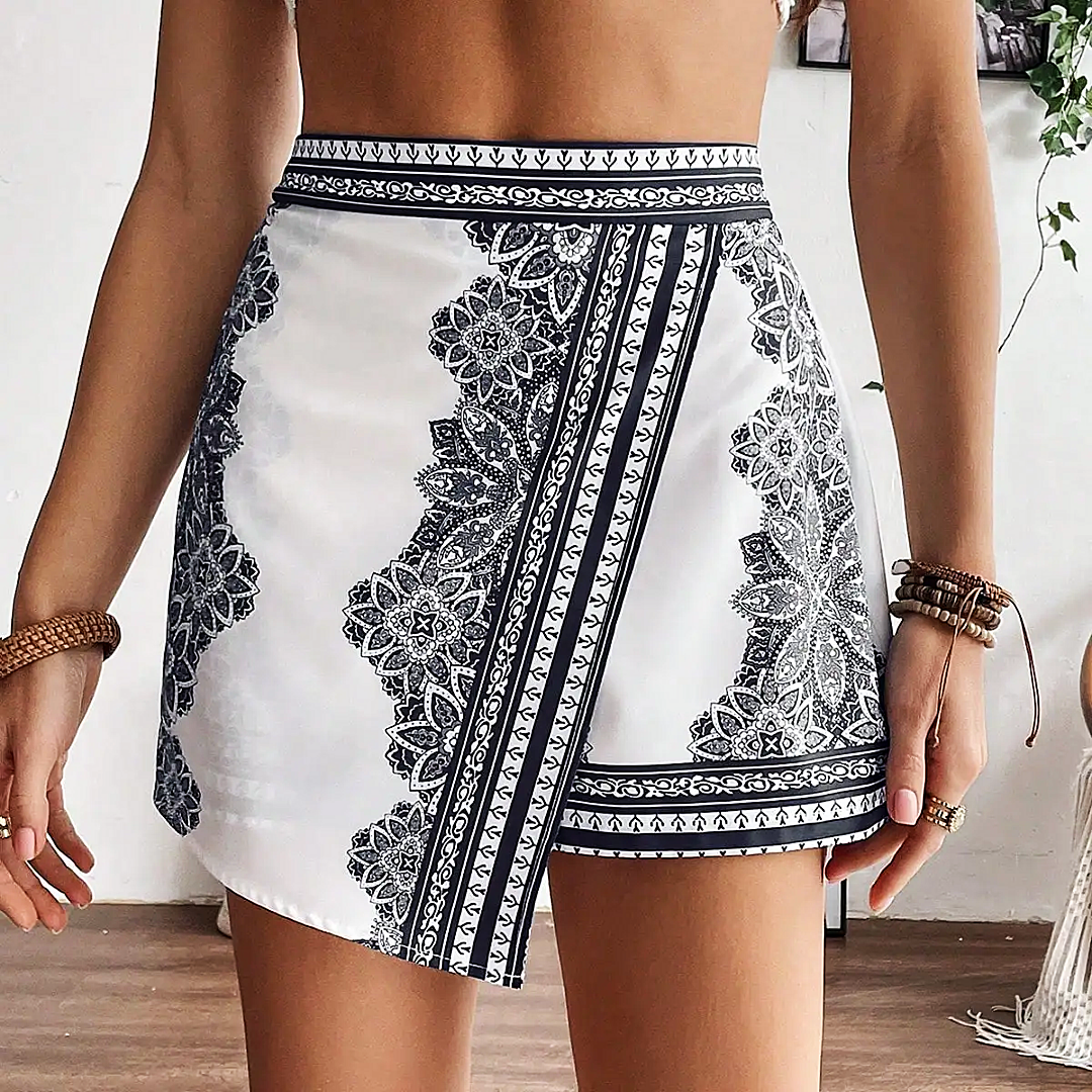 Amara Shorts