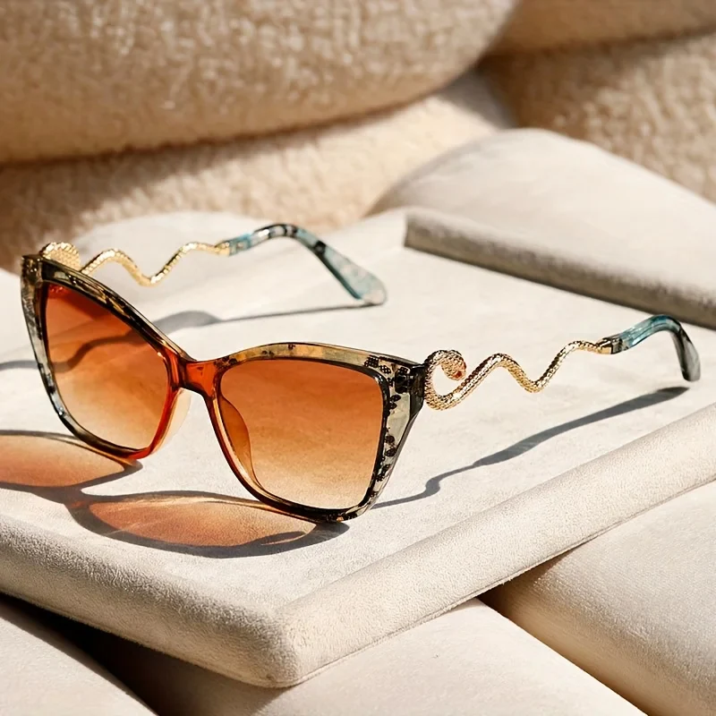 Medusa Cat-Eye Sunglasses